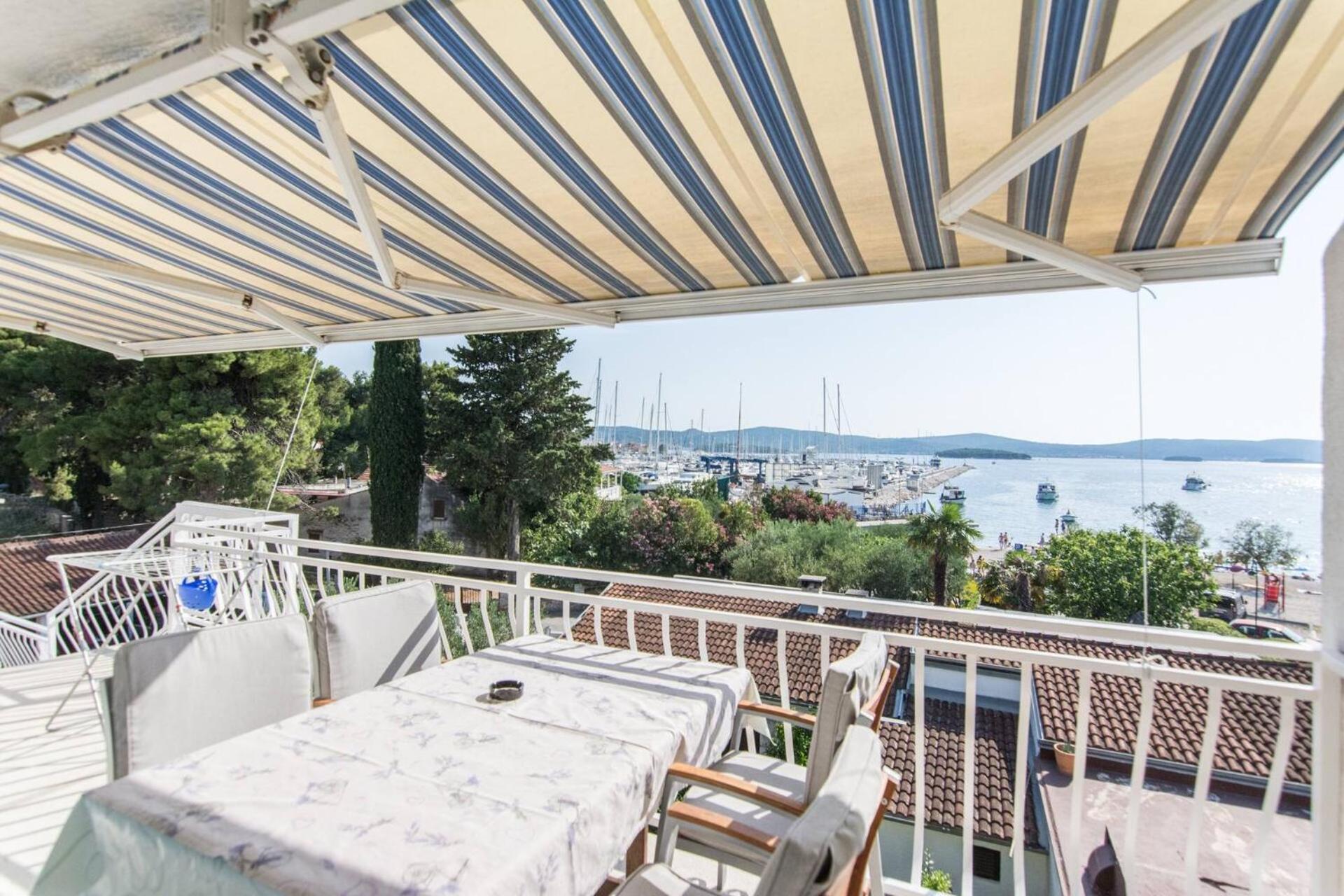 Apartment Rajna Biograd Na Moru Dış mekan fotoğraf